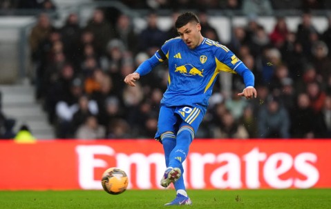 开云体育APP下载-凯尔特人已就租借利兹联队的乔尔-皮罗一事展开谈判