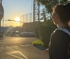 咋了？韩旭：人要有分辨是非的能力 未知全貌不予置评 可怜可笑